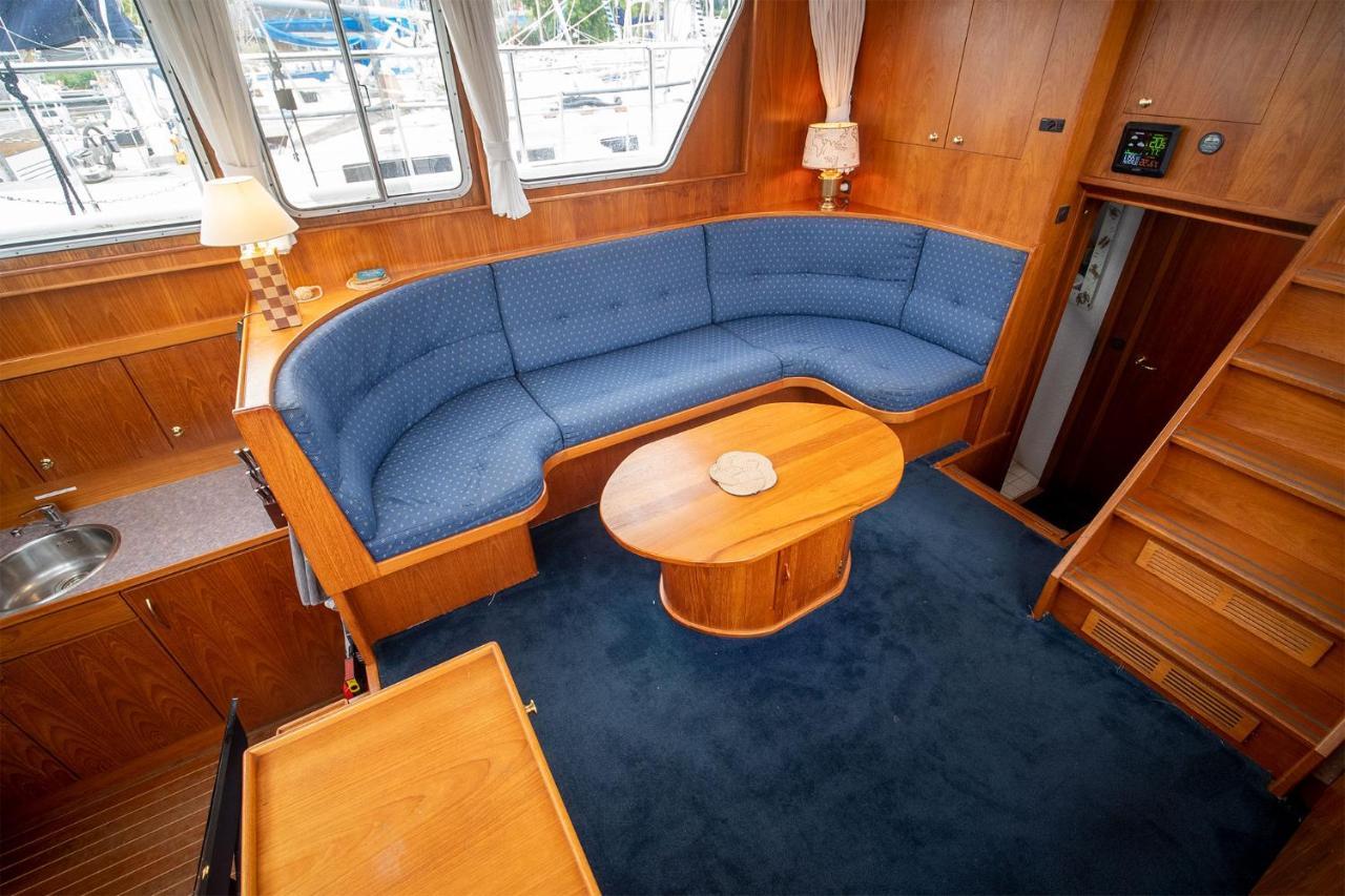 מלון Nivillac Vedette Hollandaise De 13 M Pour Sejour Insolite מראה חיצוני תמונה