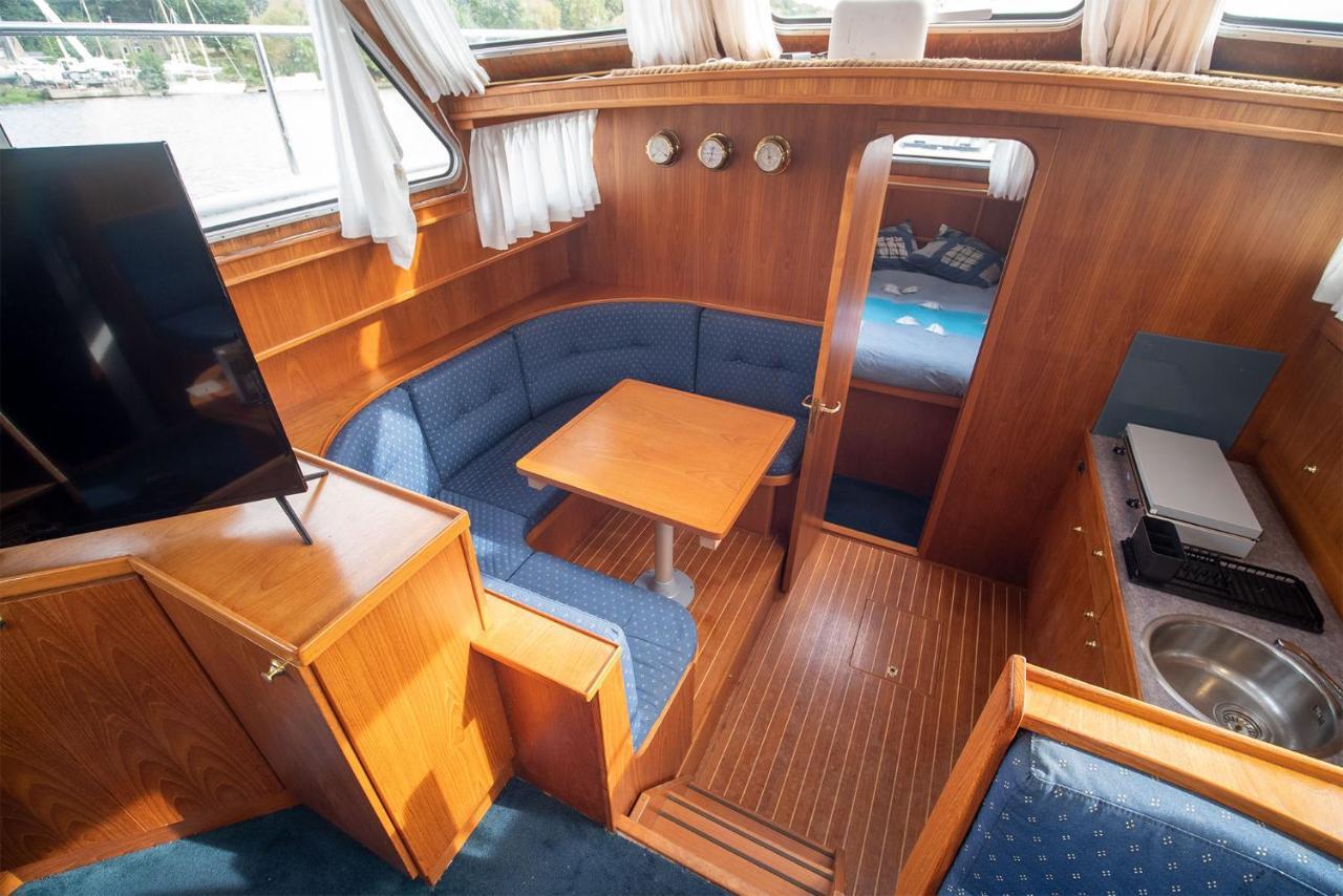 מלון Nivillac Vedette Hollandaise De 13 M Pour Sejour Insolite מראה חיצוני תמונה